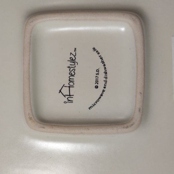 Halloween Plate inHomestylez - Picture 2 of 2